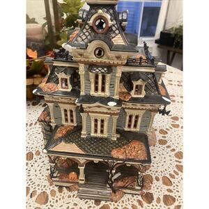 Vintage Department 56 Halloween Grimsly Manor Snow Village 1999 READ